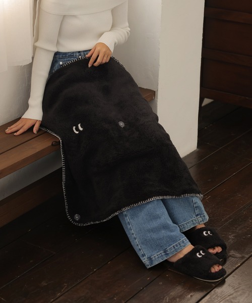 モンスター 3way ブランケット 防寒 節電 ボア コンパクト 刺繍