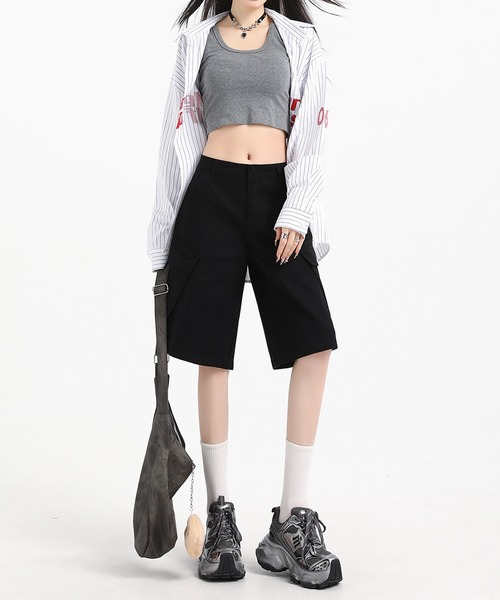 aimoha(アイモハ)の「ハイウエストカーゴスタイル バミューダショートパンツ(その他パンツ・レディース・ブラック/ホワイト・LARGE/MEDIUM/SMALL)」の22枚目の写真