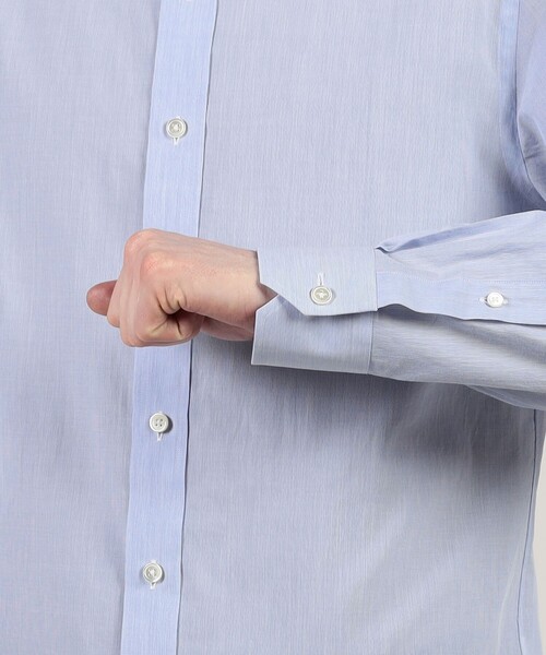 TOMORROWLAND (トゥモローランド)の「200/2 コットンシアサッカー ショートポイント ワイドスプレッド シャツ(シャツ/ブラウス・メンズ・グレー系その他/ホワイト/ブルー系その他・XS/S/M/L)」の9枚目の写真