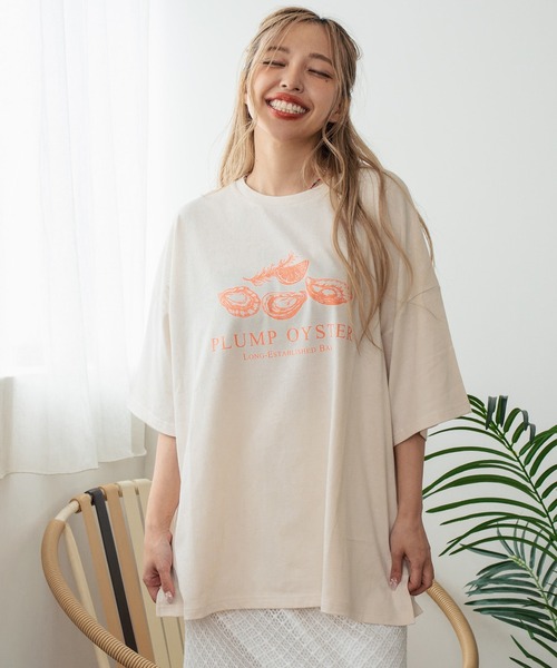 anap mimpi(アナップミンピ)の「オイスタープリント半袖オーバーサイズTシャツ(Tシャツ/カットソー・レディース・キナリ/オートミール/ブラック・FREE)」の4枚目の写真