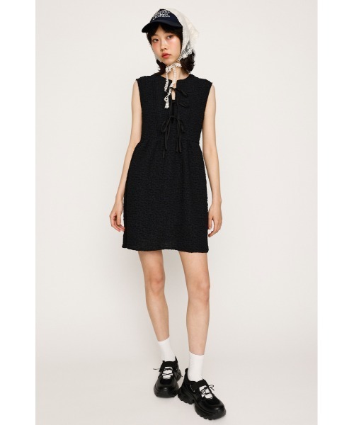 SLY(スライ)の「FLOATING CLOTH RIBBON N/S S/OP フローティング クロス リボン ノースリーブ ショート ワンピース 夏服(ワンピース・レディース・オフホワイト/ブラック・FREE)」の12枚目の写真