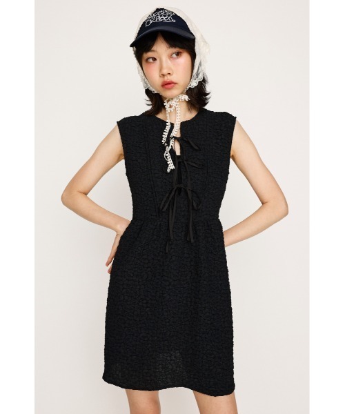 SLY(スライ)の「FLOATING CLOTH RIBBON N/S S/OP フローティング クロス リボン ノースリーブ ショート ワンピース 夏服(ワンピース・レディース・オフホワイト/ブラック・FREE)」の11枚目の写真