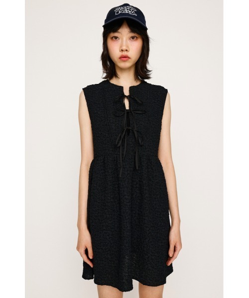 SLY(スライ)の「FLOATING CLOTH RIBBON N/S S/OP フローティング クロス リボン ノースリーブ ショート ワンピース 夏服(ワンピース・レディース・オフホワイト/ブラック・FREE)」の14枚目の写真