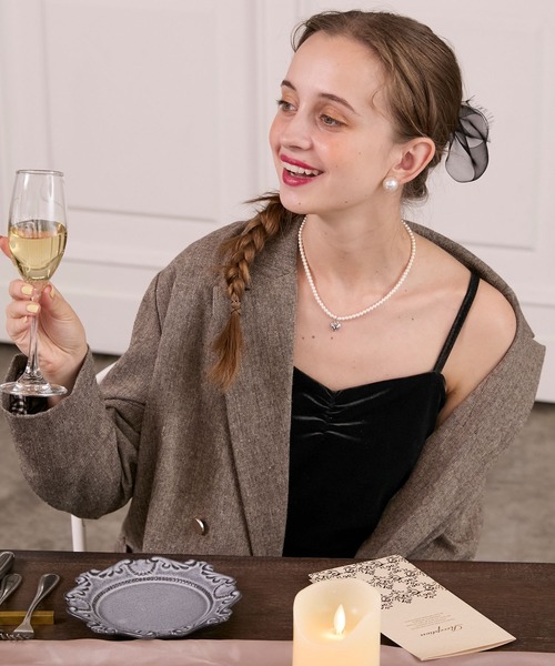 BONLECILL noir（ボンルシールノワール）の「【BONLECILL noir】カップ付きハートネックギャザーベロアキャミソール（キャミソール・レディース・ブラウン/ブラック/アイボリー・FREE）」の15枚目の写真