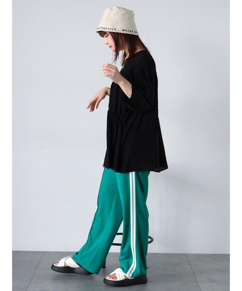 ehka sopo(エヘカソポ)の「クロスボリュームサンダル(サンダル・レディース・オフホワイト/ブラック/ベージュ・M/L)」の9枚目の写真