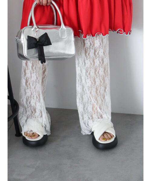 ehka sopo(エヘカソポ)の「クロスボリュームサンダル(サンダル・レディース・オフホワイト/ブラック/ベージュ・M/L)」の11枚目の写真