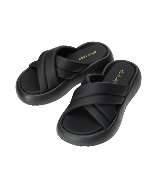 ehka sopo(エヘカソポ)の「クロスボリュームサンダル(サンダル・レディース・オフホワイト/ブラック/ベージュ・M/L)」の14枚目の写真