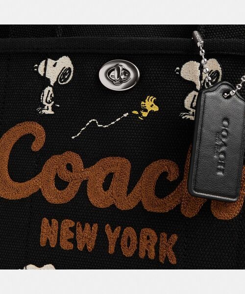 COACH X PEANUTS】カーゴ トート バッグ 26・スヌーピー