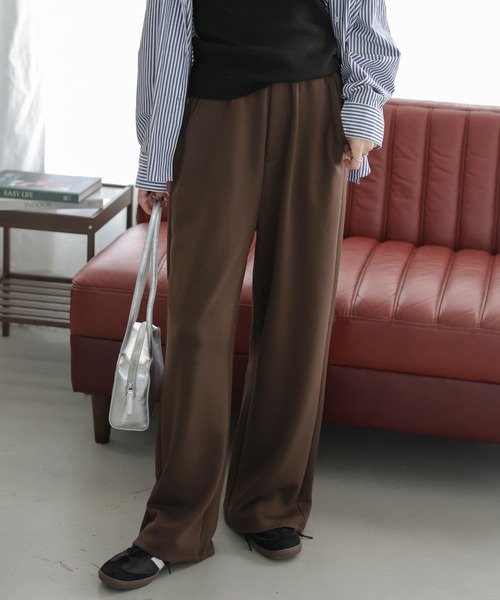 La-gemme(ラジェム)の「ポンチストレートパンツ(その他パンツ・レディース・チャコール/ベージュ/ブラック/グレー/ブラウン/サンドベージュ/カーキ・C/F/MT)」の4枚目の写真