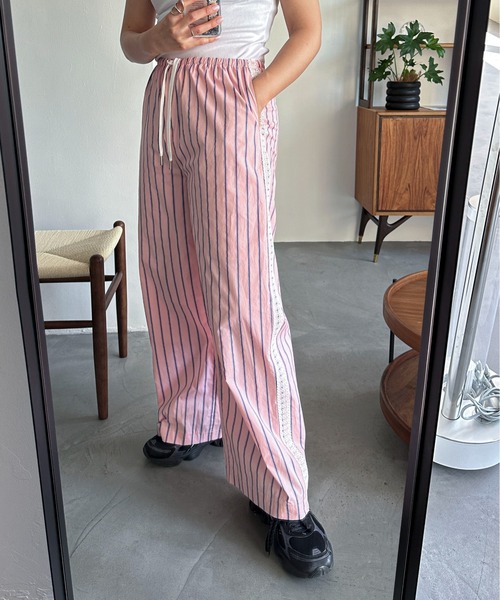 PILIT（ピリット）の「サイドレースストライプパジャマパンツ（その他パンツ・レディース・アイボリー/ピンク・MEDIUM）」の2枚目の写真