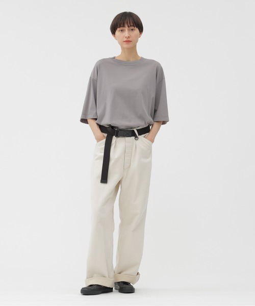 MHL.(エムエイチエル)の「SMOOTH COTTON JERSEY(Tシャツ/カットソー・レディース・ダークグリーン/ライトグレー/ホワイト・2)」の14枚目の写真