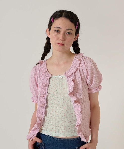 TINA:JOJUN(ティーナジョジュン)の「フリル付き 半袖ニットカーディガン TINA:JOJUN(カーディガン/ボレロ・レディース・ピンク/ネイビー・M)」の6枚目の写真