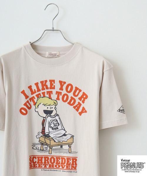 PEANUTS(ピーナッツ)の「PEAUTS ピグメントプリントTシャツ(Tシャツ/カットソー・メンズ・アイボリー系1/アイボリー系/アイボリー/オレンジ/オレンジ系/サックスブルー系/アイボリー系2/サックスブルー/ブラック/ブラック系・M/L/S/LL)」の6枚目の写真