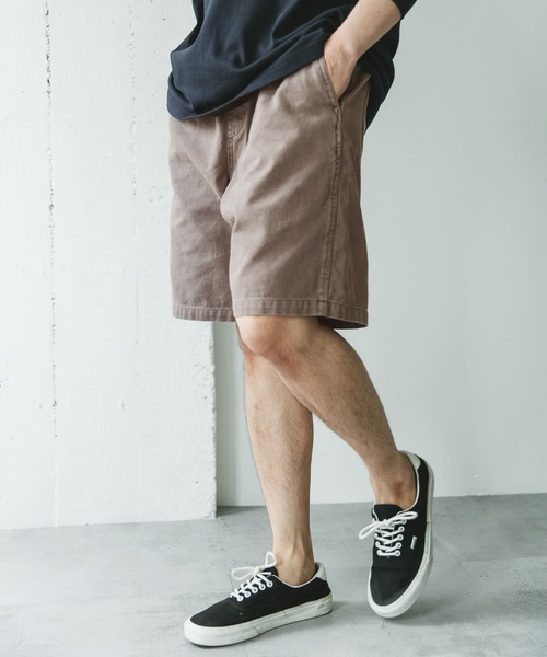 URBAN RESEARCH DOORS(アーバンリサーチドアーズ)の「ガーメントダイダックワイドショーツ(その他パンツ・メンズ・ブラック/ブラウン・MEDIUM/LARGE)」の11枚目の写真