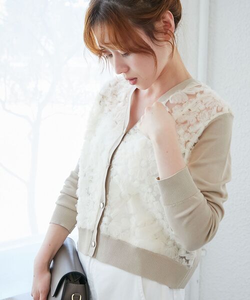le.coeur blanc（ルクールブラン）の「【長袖】チュール刺繍Vネックカーディガン（カーディガン/ボレロ・レディース・ブラック/ピンクベージュ/アイボリー/グレー/ブラウン/ベージュ・38）」の20枚目の写真