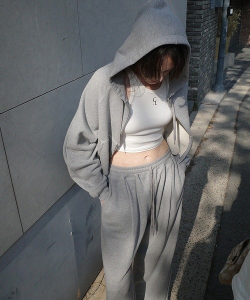 CLANE(クラネ)の「LOGO SLIM TANK TOPS(タンクトップ・レディース・ホワイト/ブラック/その他・1/2)」の6枚目の写真