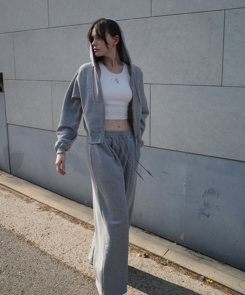 CLANE(クラネ)の「LOGO SLIM TANK TOPS(タンクトップ・レディース・ホワイト/ブラック/その他・1/2)」の7枚目の写真