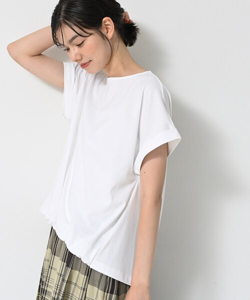 Dessin(デッサン)の「【二の腕カバー/UVカット】ロールアップスリーブ裾ギャザーカットソー(Tシャツ/カットソー・レディース・ネイビー系2/ナチュラル/ピンク/ホワイト・03/02/01/00)」の6枚目の写真