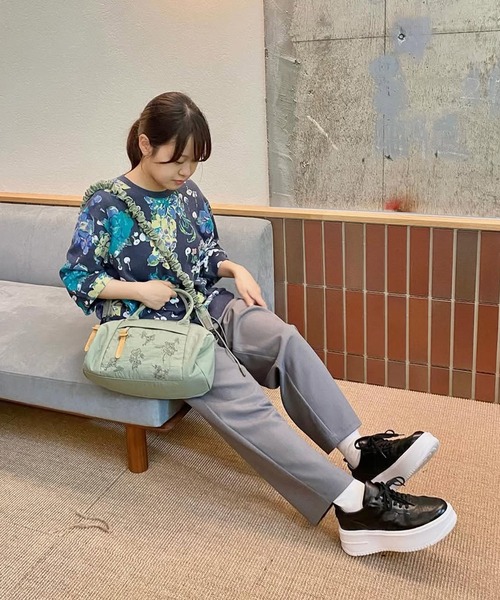SUPER HAKKA(スーパーハッカ)の「ポリエステルレーヨンストレッチテーパードパンツ(その他パンツ・レディース・ベージュ/ネイビー/チャコール・M/S)」の6枚目の写真
