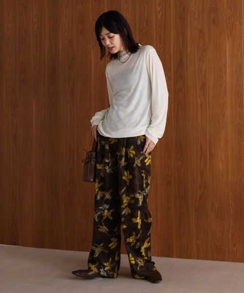 Bou Jeloud（ブージュルード）の「シアーボトルインナー（Tシャツ/カットソー・レディース・ブラック/ブラウン/オフホワイト/ブルー/マスタード・FREE）」の7枚目の写真