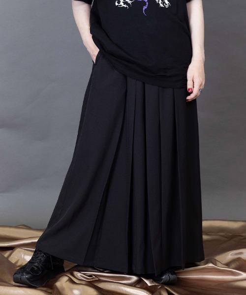 REZEN（リゼン）の「プリーツ袴パンツ（その他パンツ・メンズ・ブラック・LARGE/MEDIUM/SMALL）」の2枚目の写真