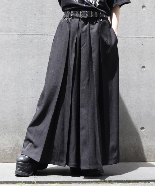 REZEN（リゼン）の「プリーツ袴パンツ（その他パンツ・メンズ・ブラック・LARGE/MEDIUM/SMALL）」の3枚目の写真