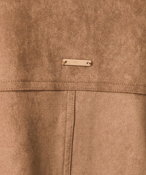 CHIC STYLE（シックスタイル）の「フェイクスエードシャツ＜大きいサイズ有＞シックスタイル（シャツ/ブラウス・レディース・ベージュ/ブラウン・M/L/LL/3L/4L/5L）」の13枚目の写真