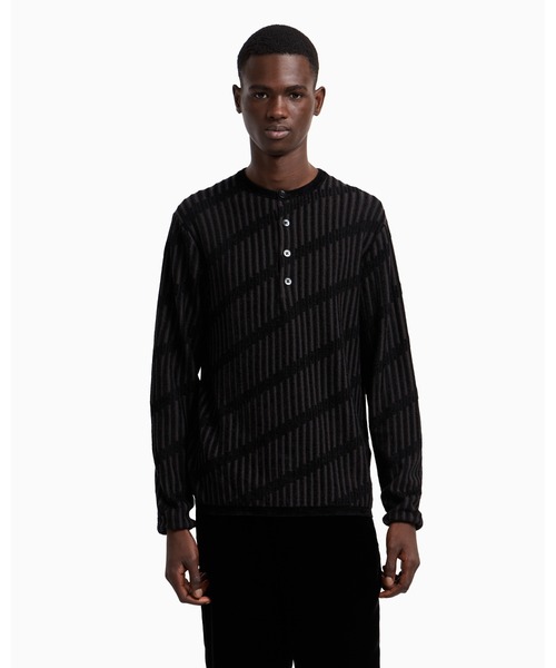 EMPORIO ARMANI(エンポリオアルマーニ)の「【エンポリオ アルマーニ】Icon ヘンリーネックセーター ウール シェニールジャカード ツートン(ニット/セーター・メンズ・ブラック・LARGE/MEDIUM/SMALL/X-LARGE)」の2枚目の写真