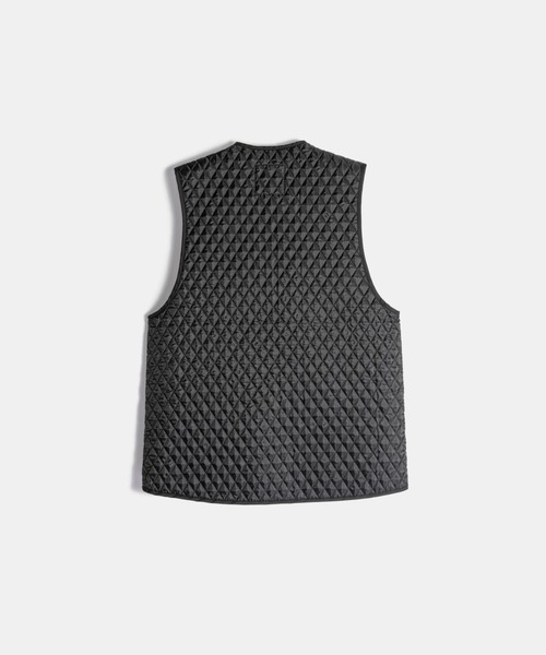 LAVENHAM（ラベンハム）の「Black Edition Zipped Gilet Mens / ブラック エディション ジップド ジレ メンズ（ベスト・メンズ・ブラック/ライトカーキ・L/M/S）」の6枚目の写真