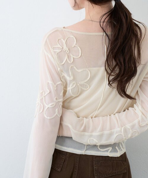 フラワーコード刺繍シアーTOPS（Tシャツ/カットソー）｜Kastane