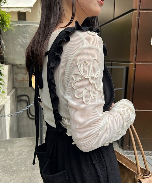 Kastane(カスタネ)の「【ロングセラー】フラワーコード刺繍シアーTOPS(Tシャツ/カットソー・レディース・ブラウン/ブラック/アイボリー・FREE)」の20枚目の写真