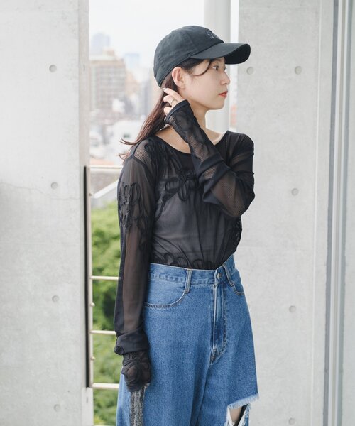 フラワーコード刺繍シアーTOPS（Tシャツ/カットソー）｜Kastane