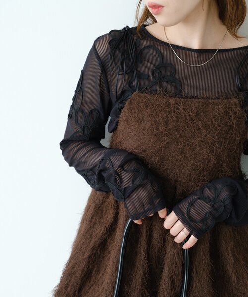 フラワーコード刺繍シアーTOPS（Tシャツ/カットソー）｜Kastane