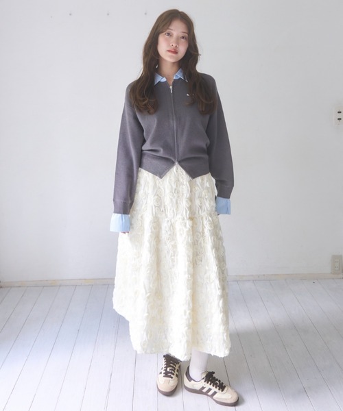 mellowneon（メロウネオン）の「シャツレイヤードライクニット（ニット/セーター・レディース・グレー/オフホワイト・FREE）」の6枚目の写真