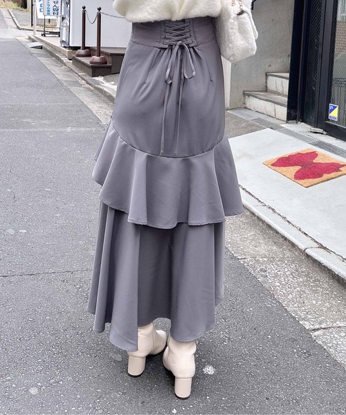 INGNI（イング）の「バックレースアップアシメスリットスカート（スカート・レディース・グレー/ライトベージュ/ブラック・FREE）」の4枚目の写真