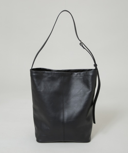 NANO universe（ナノユニバース）の「ITTI/別注 MARY BUCKET SHOULDER（ショルダーバッグ・メンズ・ブラック・FREE）」の2枚目の写真