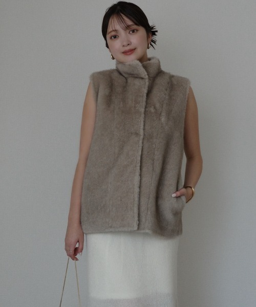 新品アニュアンス　スタンドカラーファーベスト スタンドカラーファーベスト