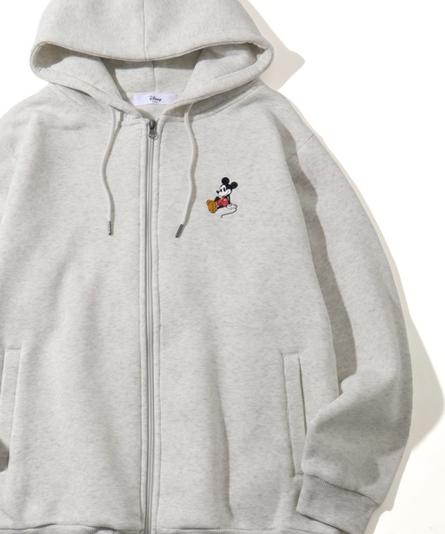 Disney(ディズニー)の「【Disney/ディズニー】 アートワーク デザイン 裏起毛 胸ワッペン フルジップ スェット パーカー(パーカー・レディース・オートミール/スミクロ/ネイビー/杢グレー・M/L)」の3枚目の写真