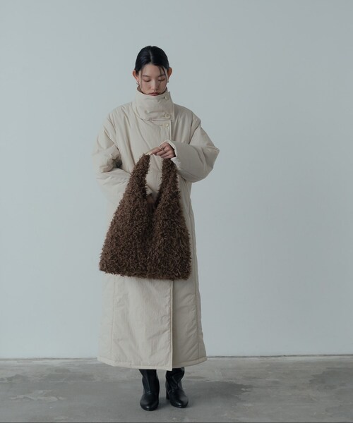 GALLEST（ギャレスト）の「【LE VERNIS】メタルハンドルトートバッグ（トートバッグ・レディース・ブラウン系その他/ブラック・00）」の3枚目の写真