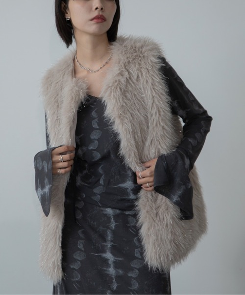 ラメウルフシャギーファーベスト（その他アウター）｜VACANCY