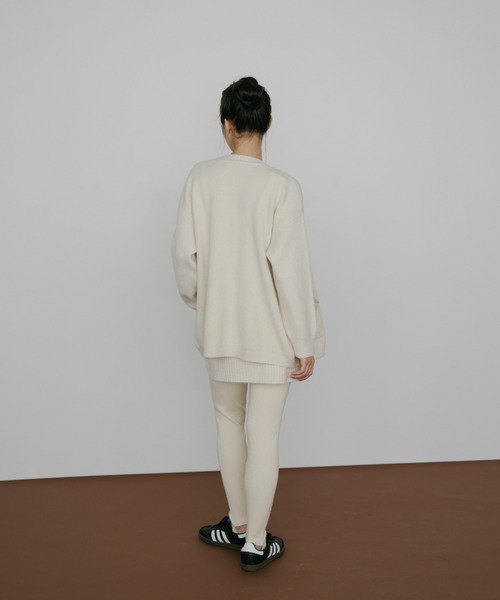 duei（デュイ）の「オーバーサイズニットカーディガン（カーディガン/ボレロ・レディース・ピンク/ネイビー/アイボリー・FREE）」の9枚目の写真