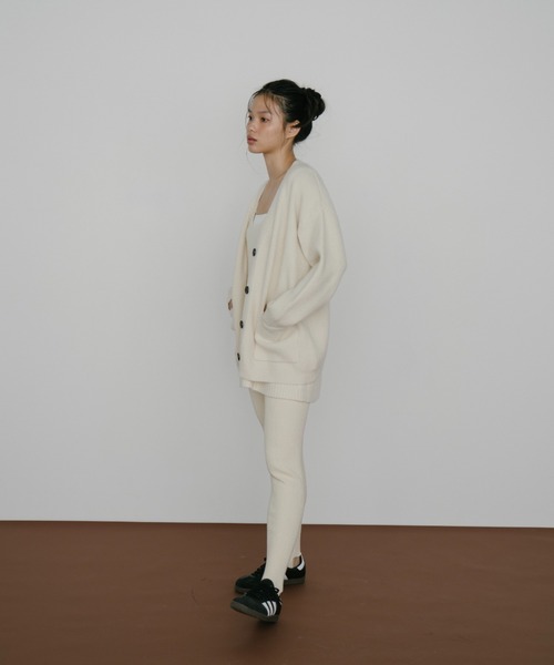 duei（デュイ）の「オーバーサイズニットカーディガン（カーディガン/ボレロ・レディース・ピンク/ネイビー/アイボリー・FREE）」の7枚目の写真