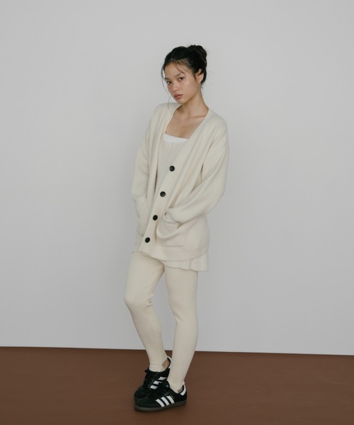 duei（デュイ）の「オーバーサイズニットカーディガン（カーディガン/ボレロ・レディース・ピンク/ネイビー/アイボリー・FREE）」の8枚目の写真