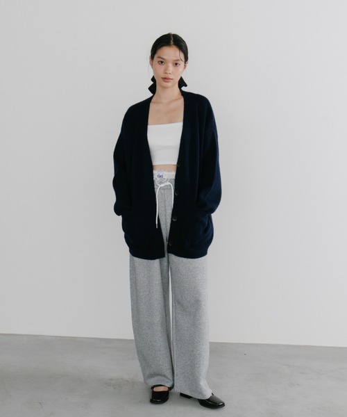 duei（デュイ）の「オーバーサイズニットカーディガン（カーディガン/ボレロ・レディース・ピンク/ネイビー/アイボリー・FREE）」の20枚目の写真