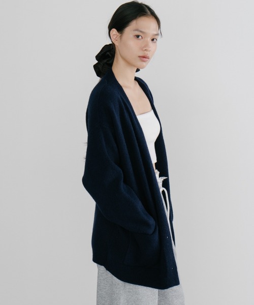 duei（デュイ）の「オーバーサイズニットカーディガン（カーディガン/ボレロ・レディース・ピンク/ネイビー/アイボリー・FREE）」の19枚目の写真