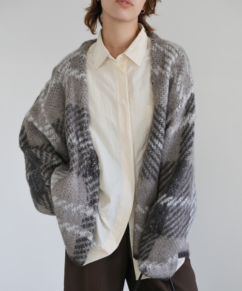 select MOCA(セレクトモカ)の「アソートオーバーサイズニットカーディガン(カーディガン/ボレロ・レディース・スミクロ/ブラウン/グレー・FREE)」の2枚目の写真