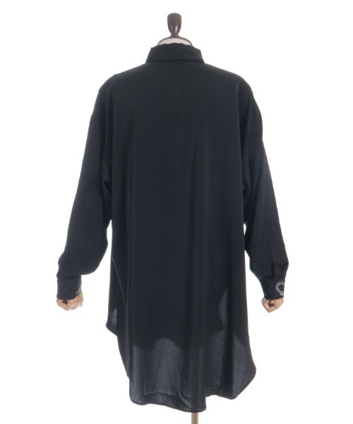 REZEN(リゼン)の「蛇×蓮刺繍ロングシャツ(シャツ/ブラウス・メンズ・ライトグレー/ローズ/レッドパープル・LARGE/MEDIUM)」の6枚目の写真