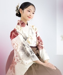 SOUBIEN（ソウビエン）の「【floro by SOUBIEN】ハイジュニア袴4点セット(着物・襦袢・下帯・袴)（着物）」