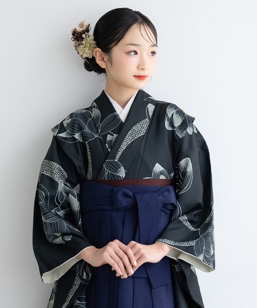 SOUBIEN(ソウビエン)の「【floro by SOUBIEN】ハイジュニア袴4点セット(着物・襦袢・下帯・袴)(着物・キッズ・グリーン系その他/ネイビー×ホワイト/バーガンディー/レッド系その他3/レンガ/ブラック系その他/ネイビー系/クリーム/レッド系その他2/グリーン系その他4/ホワイト×レッド/ピンク系その他/レッド系その他4/ホワイト×グレー/モスグリーン系/ダークネイビー/グリーン系その他2/ホワイト系その他/グリーン系その他3/レッド系その他/ブラック系その他2/インディゴブルー・SS/S/M/L/LL)」の13枚目の写真