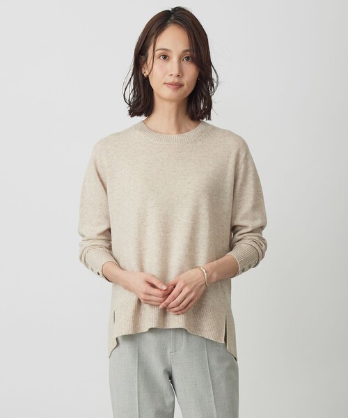 J.PRESS(ジェイプレス)の「CASHMERE BLEND クルーネック ニット(ニット/セーター・レディース・レッド系/ブルー系/ライトグレー系/ライトグリーン系/ふじ色系/ベージュ系・T15/T13)」の2枚目の写真